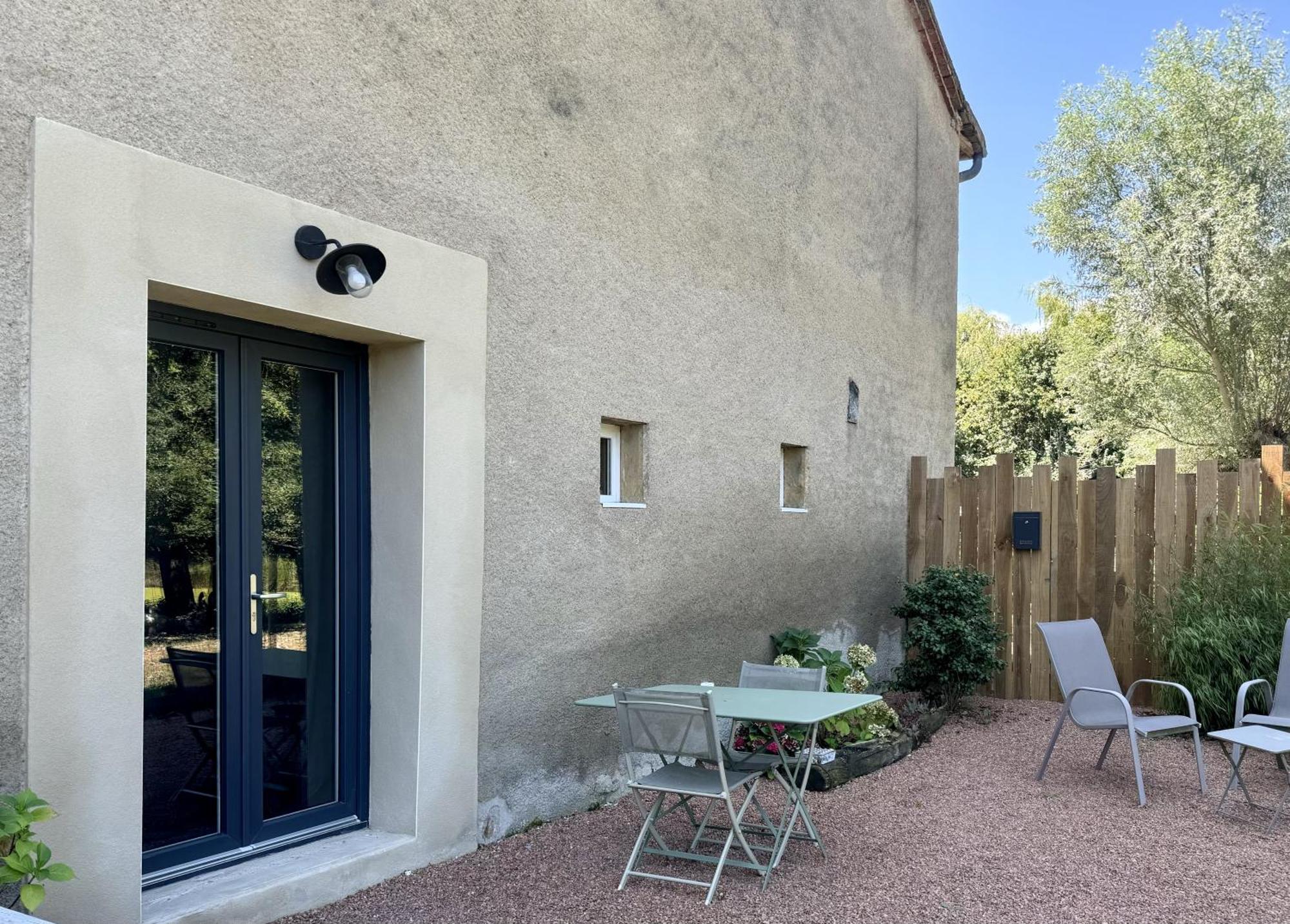 Domaine D'Aromm - Chambres D'Hotes & Gites - Piscine, Etangs & Animaux - Au Calme Ouches Exterior photo