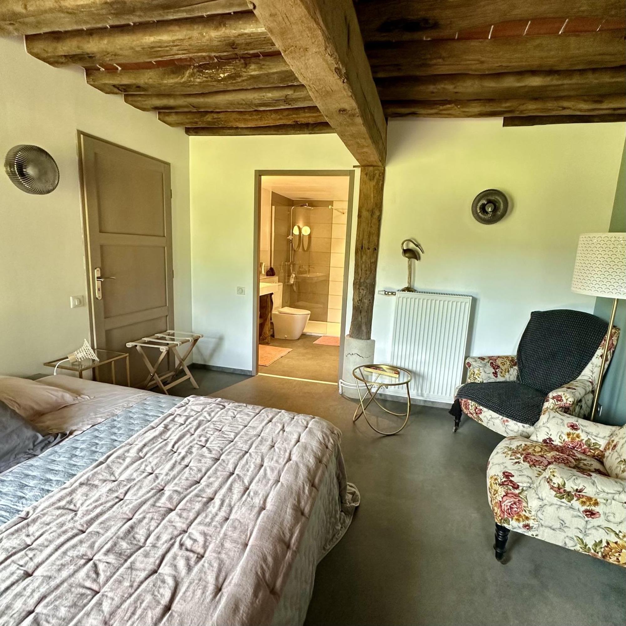 Domaine D'Aromm - Chambres D'Hotes & Gites - Piscine, Etangs & Animaux - Au Calme Ouches Exterior photo